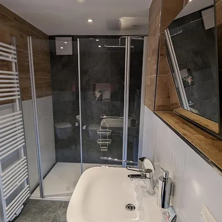 דירה Rollstuhlwohnung Saletalm *